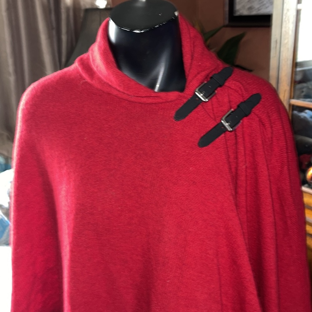 Lauren Ralph Lauren red lambswool cape S/M - Picture 2 of 16